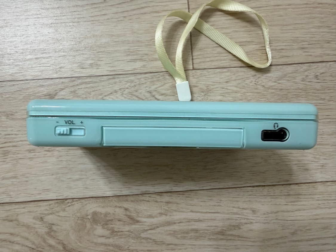 닌텐도 DS Lite 아이스블루 팝니다. 상품이미지3