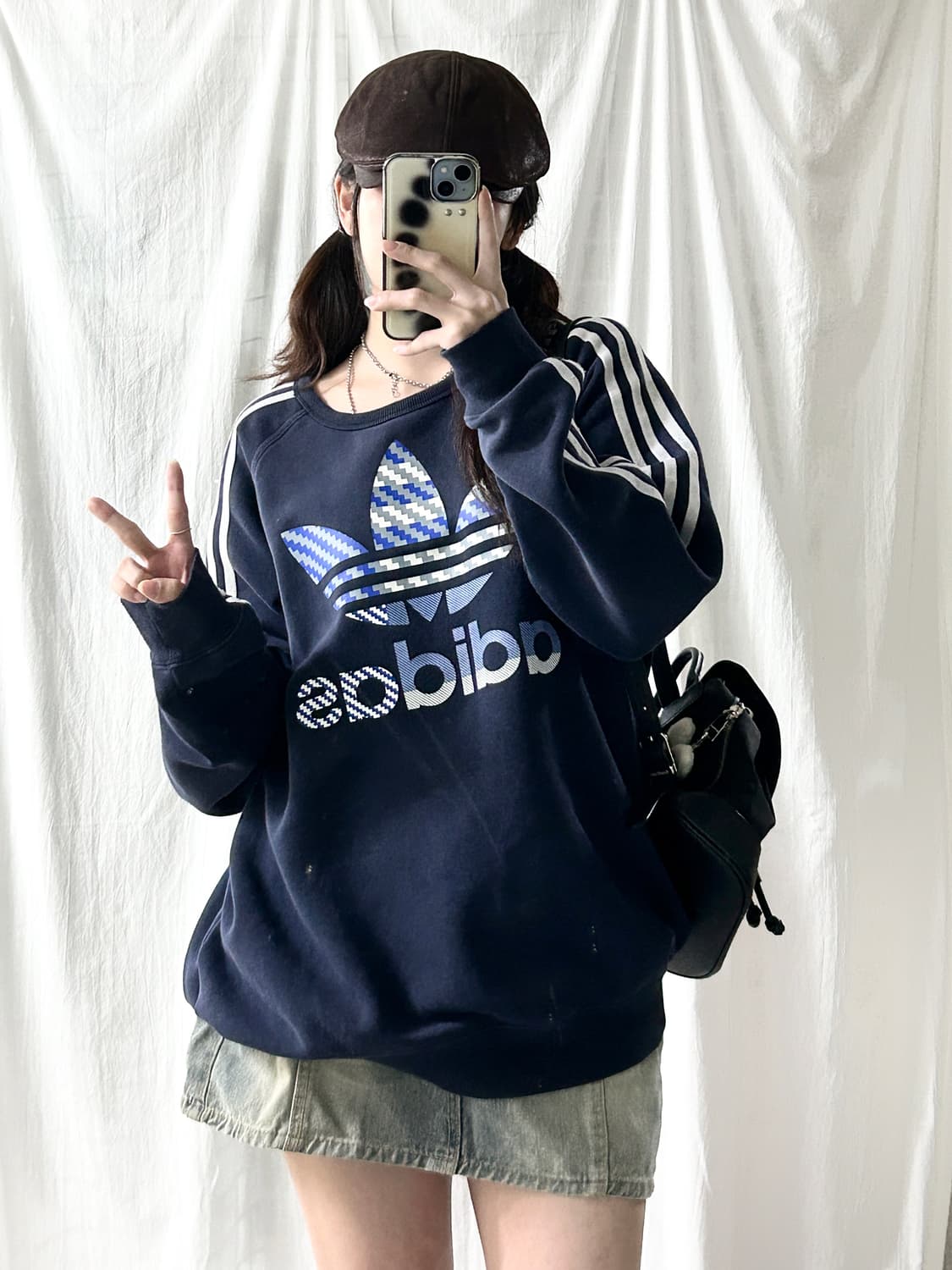 아디다스 빅로고 삼선 맨투맨 상품이미지4