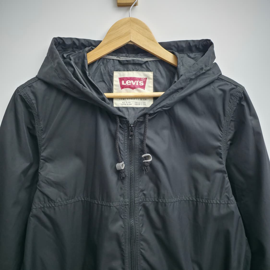 [M] 리바이스 블랙 야상 바람막이 상품이미지2