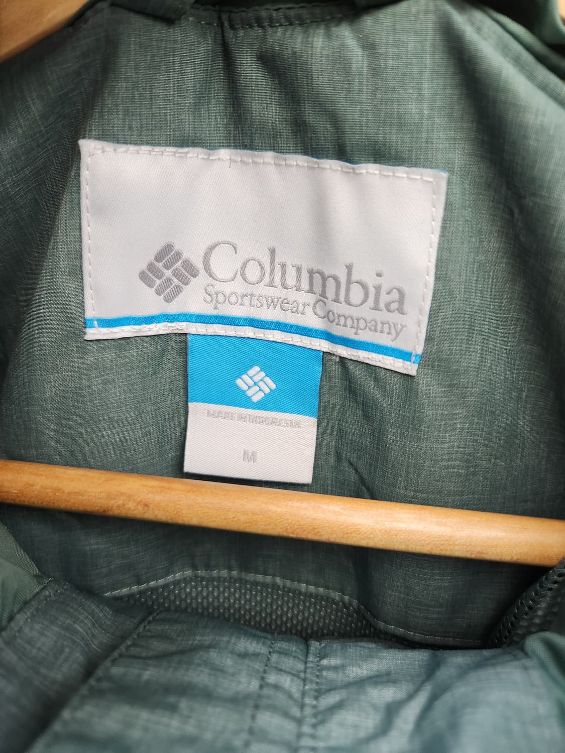 컬럼비아 오무니테크 여성 바람막이 상품이미지4