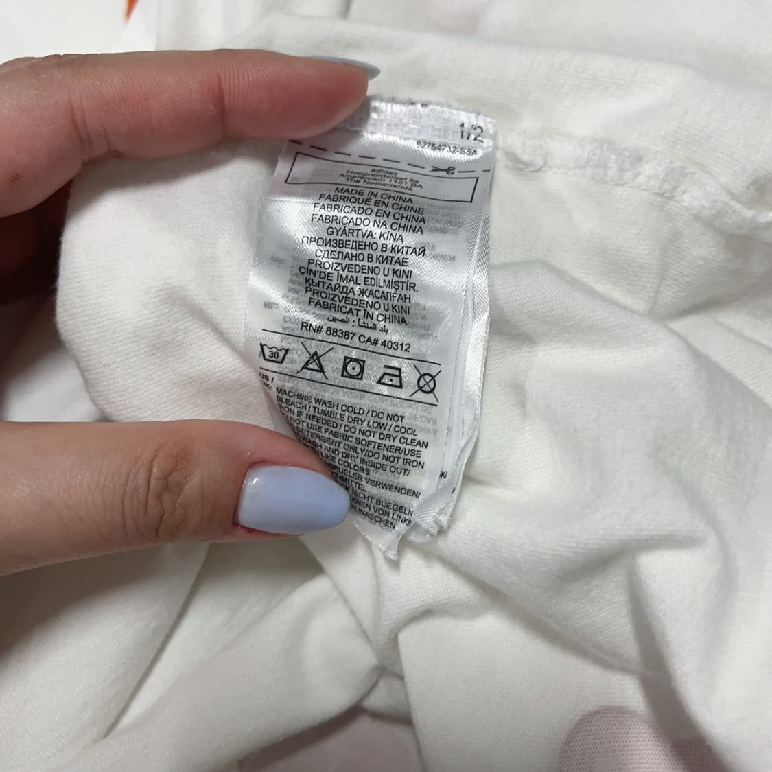 [정품] 아디다스 화이트 오렌지 프린팅 반팔티 [ L ] 상품이미지6