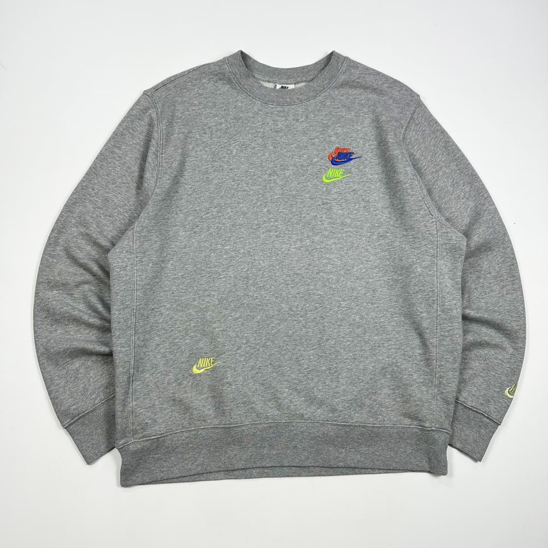 나이키 퓨추라 멀티 스우시 그레이 맨투맨 (XL) 상품이미지2