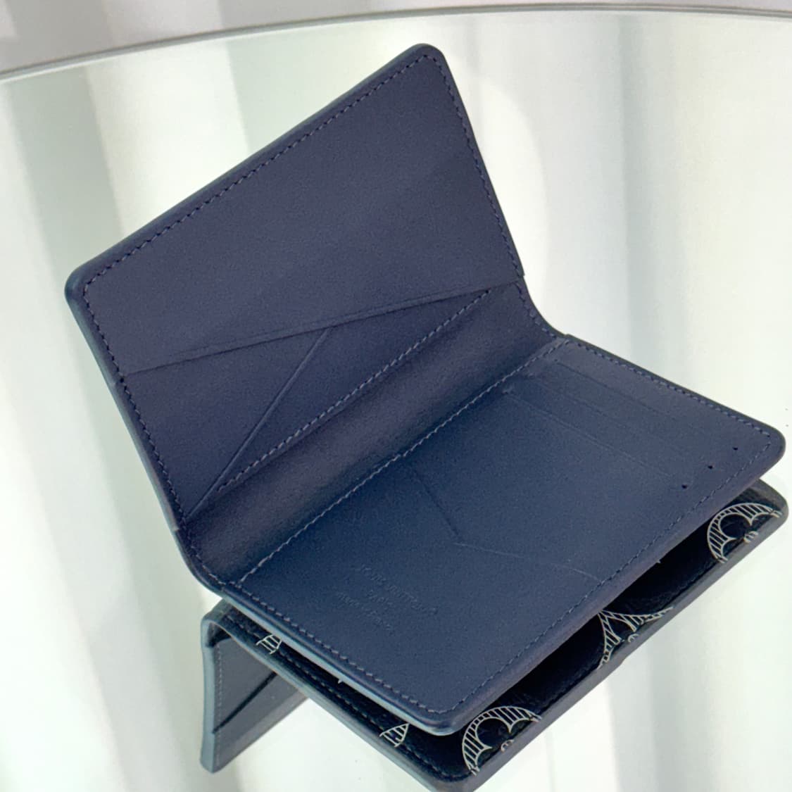 [새상품급] 25FW 루이비통 포켓 오거나이저 쉐도우 카드지갑: 상품이미지8