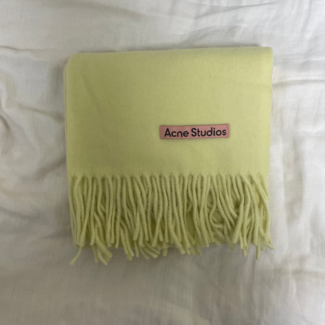 Acnestudio 아크네스튜디오 머플러 한정판컬러 바닐라 옐로우 상품이미지8