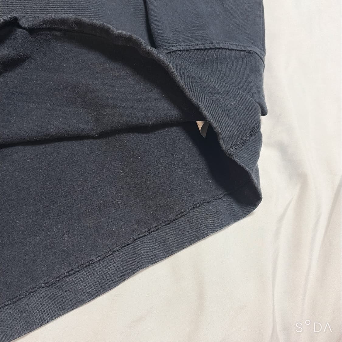 스톤아일랜드 블랙 긴팔 티셔츠 상품이미지8