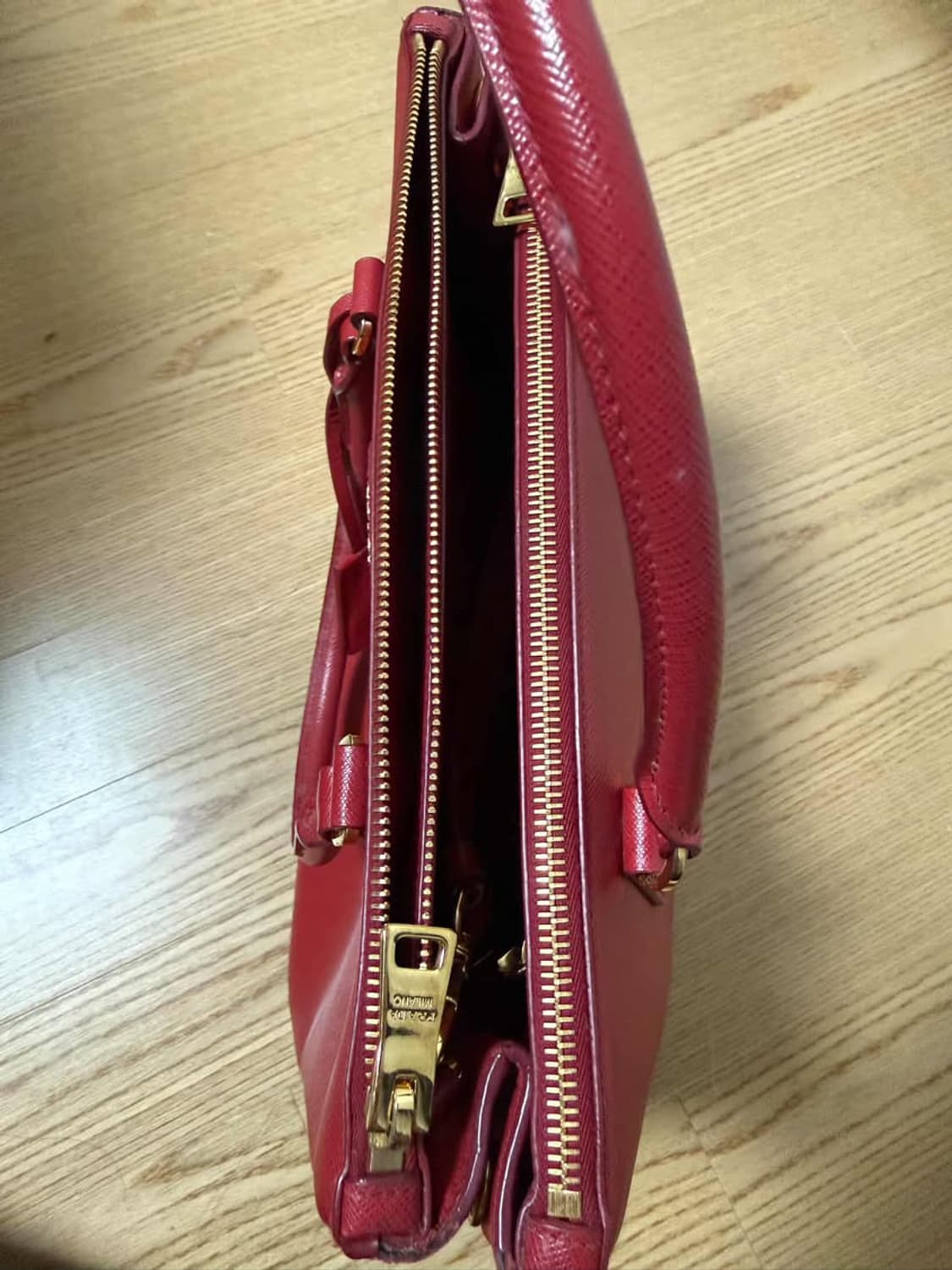 프라다 갤러리아 사이파노 백 상품이미지3