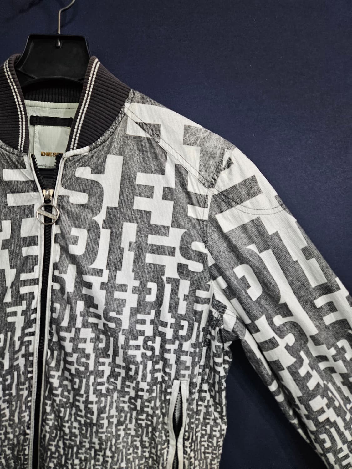 디젤 문양 남성 슬림핏 95 숏자켓  상품이미지4