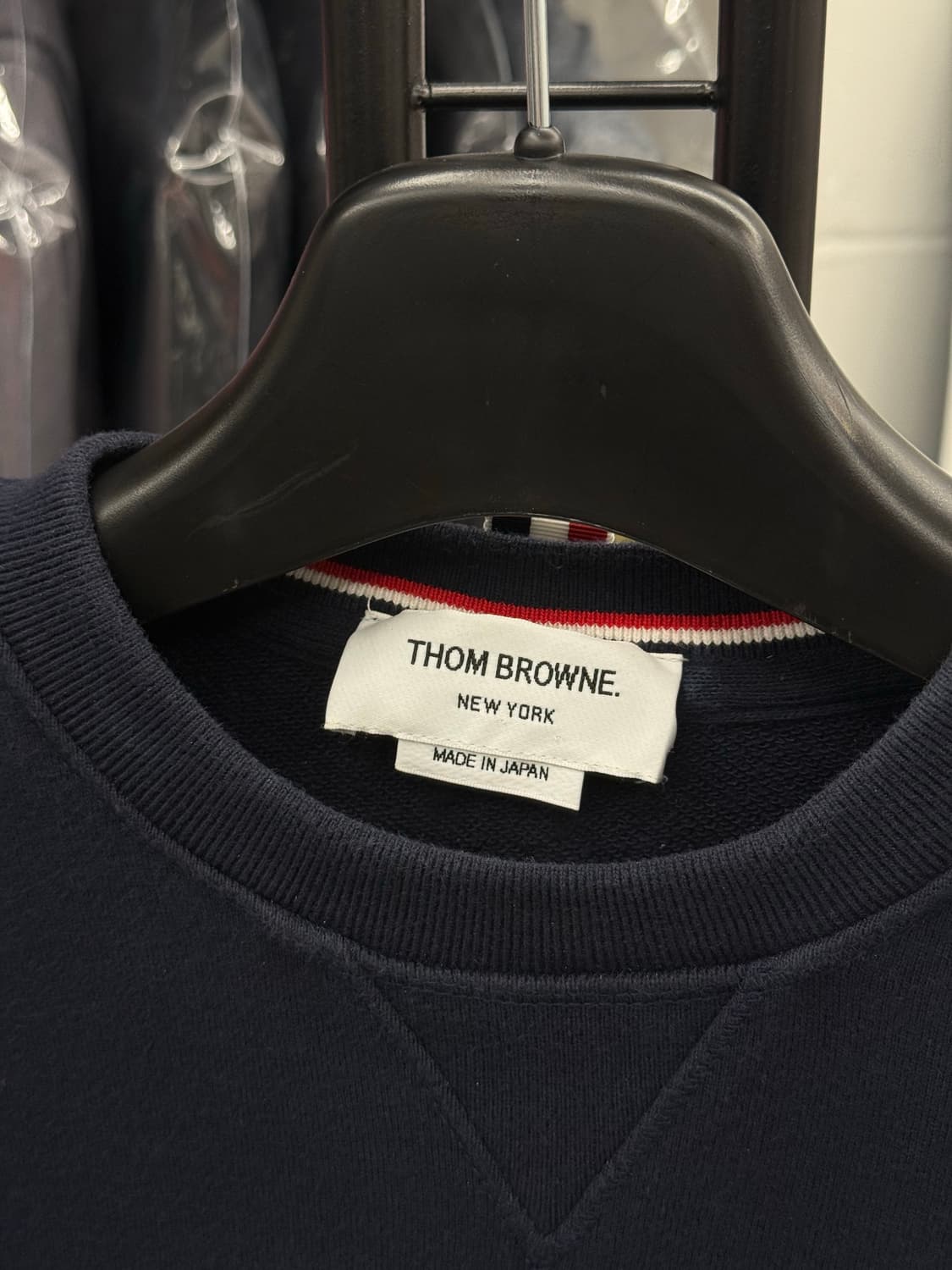 [2] 톰브라운 사선완장 맨투맨 상품이미지6