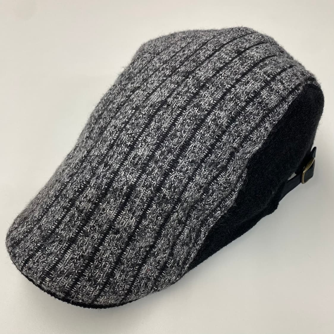 투톤 니트 헌팅캡 상품이미지1