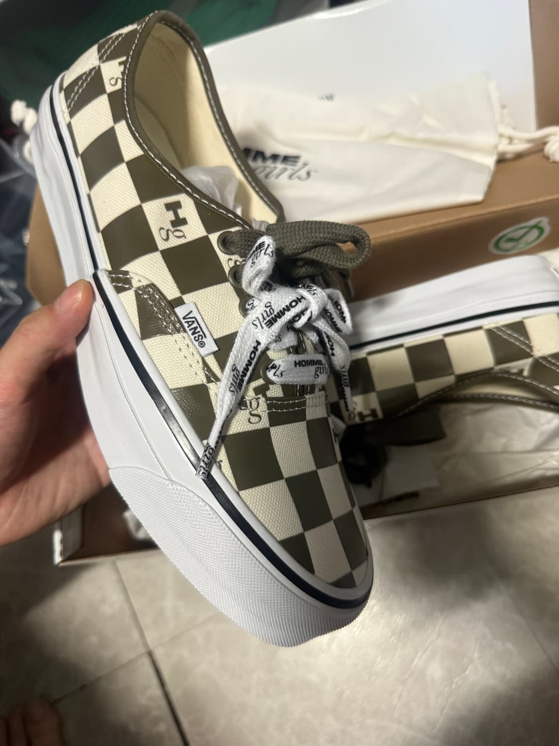 275사이즈 반스 옴므걸스 어센틱 다크올리브 상품이미지1