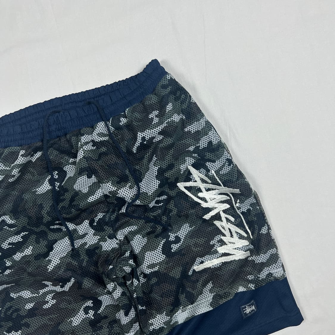 90‘s 스투시 stussy 빅로고 카모 레이어드 밴딩 반바지 상품이미지2