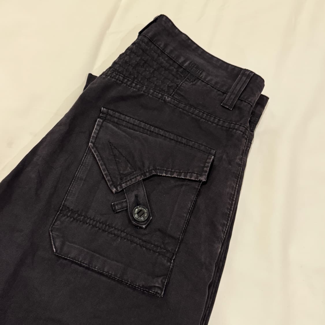 디젤 커브드 핏 코튼 팬츠 블랙 29 상품이미지8