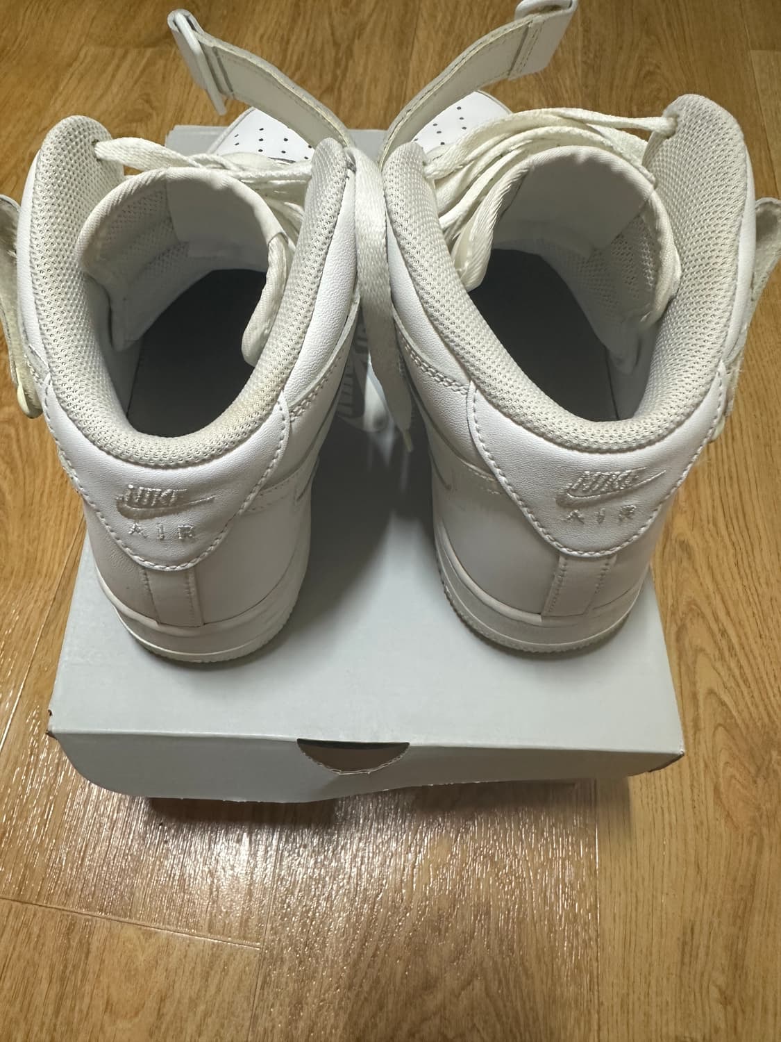 나이키 에어포스 1 미드 '07 화이트 상품이미지3