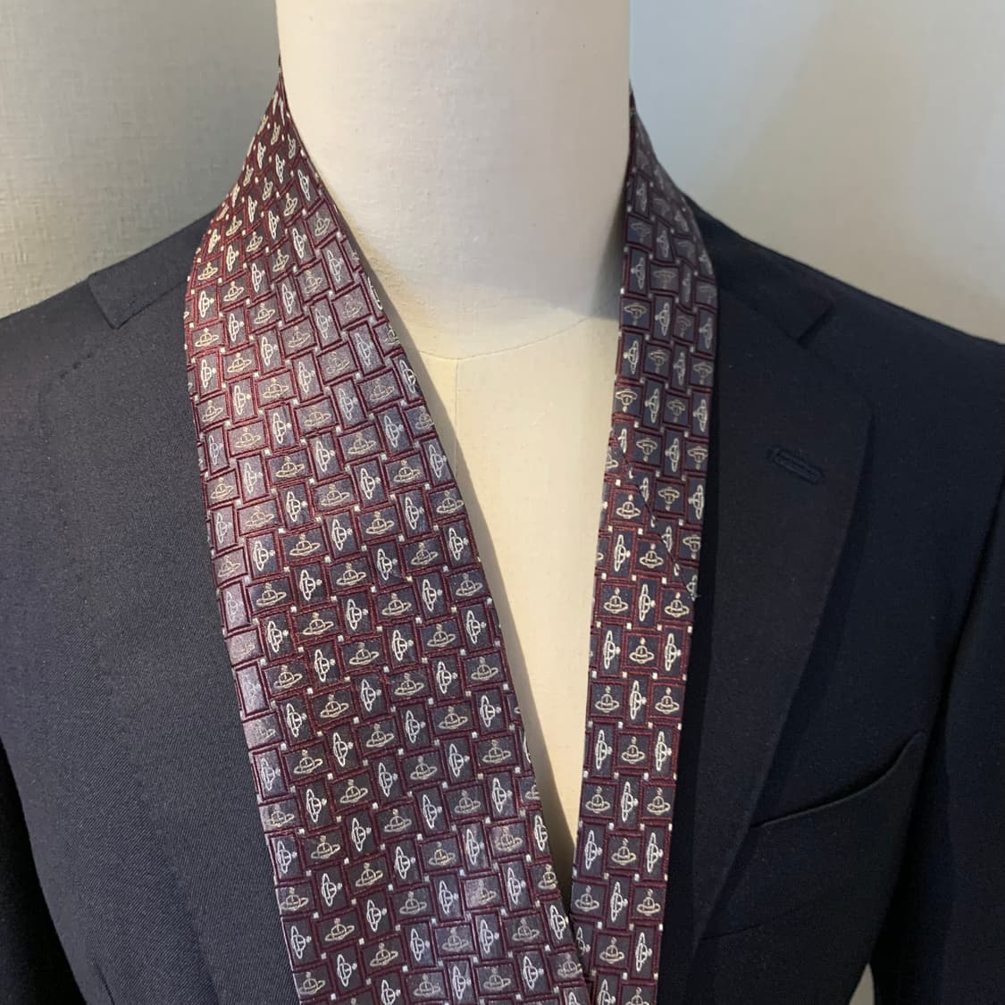 비비안웨스트우드 모노그램 명품넥타이 100실크 A+등급 8.8cm 상품이미지2