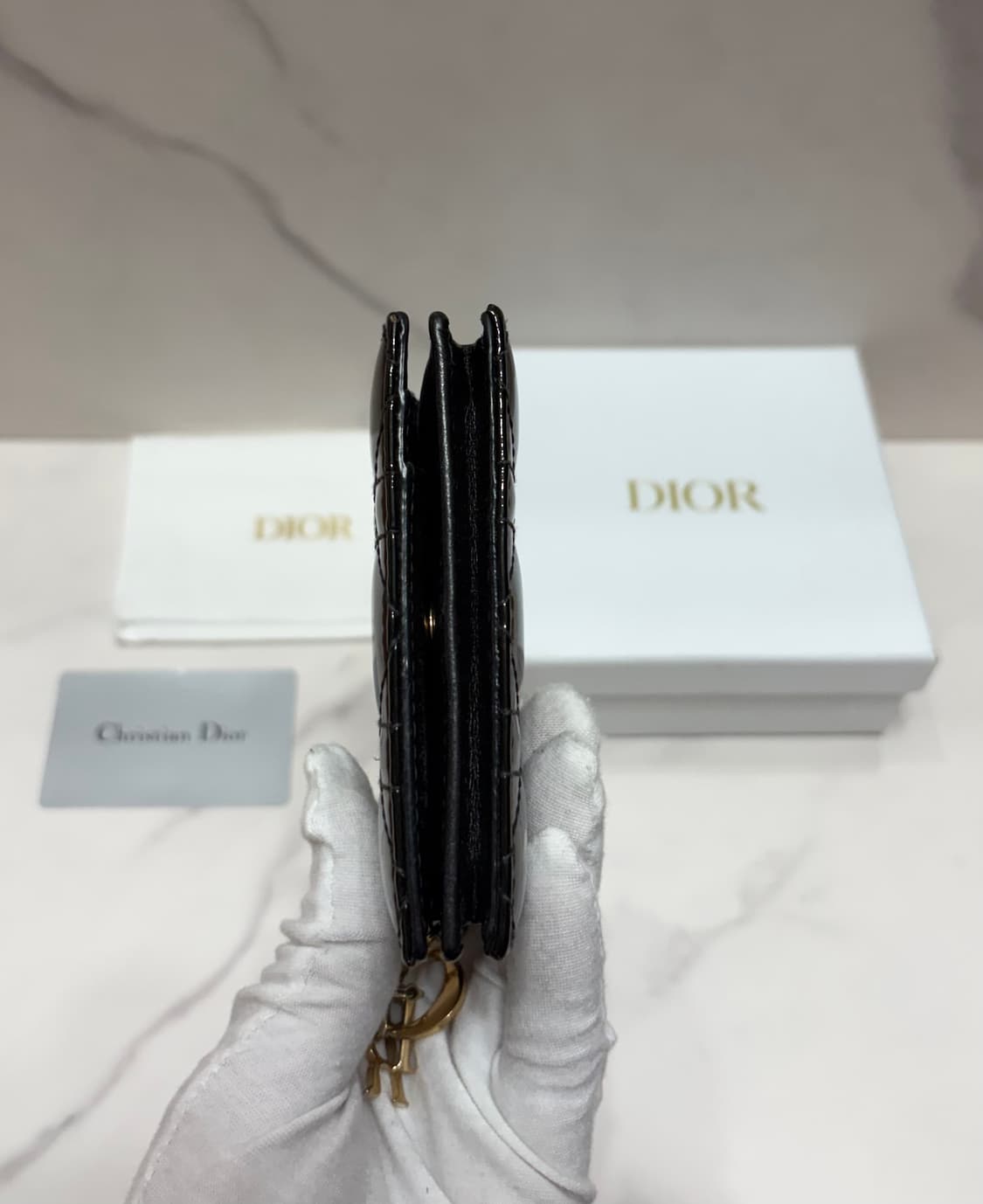 [정품] S급 디올 레이디 페이던트 까나쥬 반지갑 상품이미지9