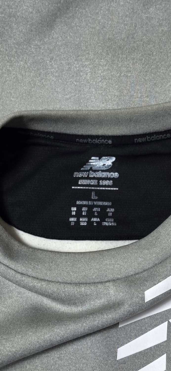 뉴발란스 회색 맨투맨 그레이 L 상품이미지3