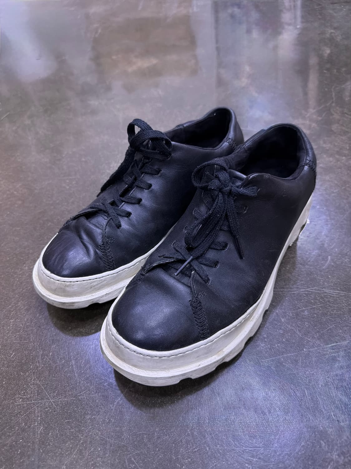 캠퍼 블루투스 블랙 화이트 스니커즈 슈즈 42(270) 상품이미지1