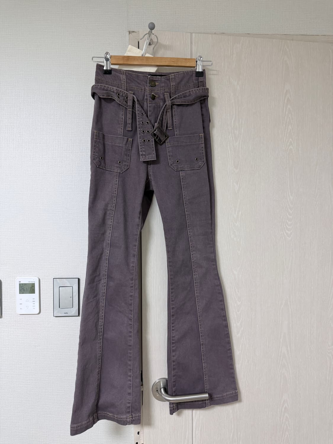 러닝하이 스티치 포인트 벨트 부츠컷 팬츠 - 퍼플그레이 상품이미지3