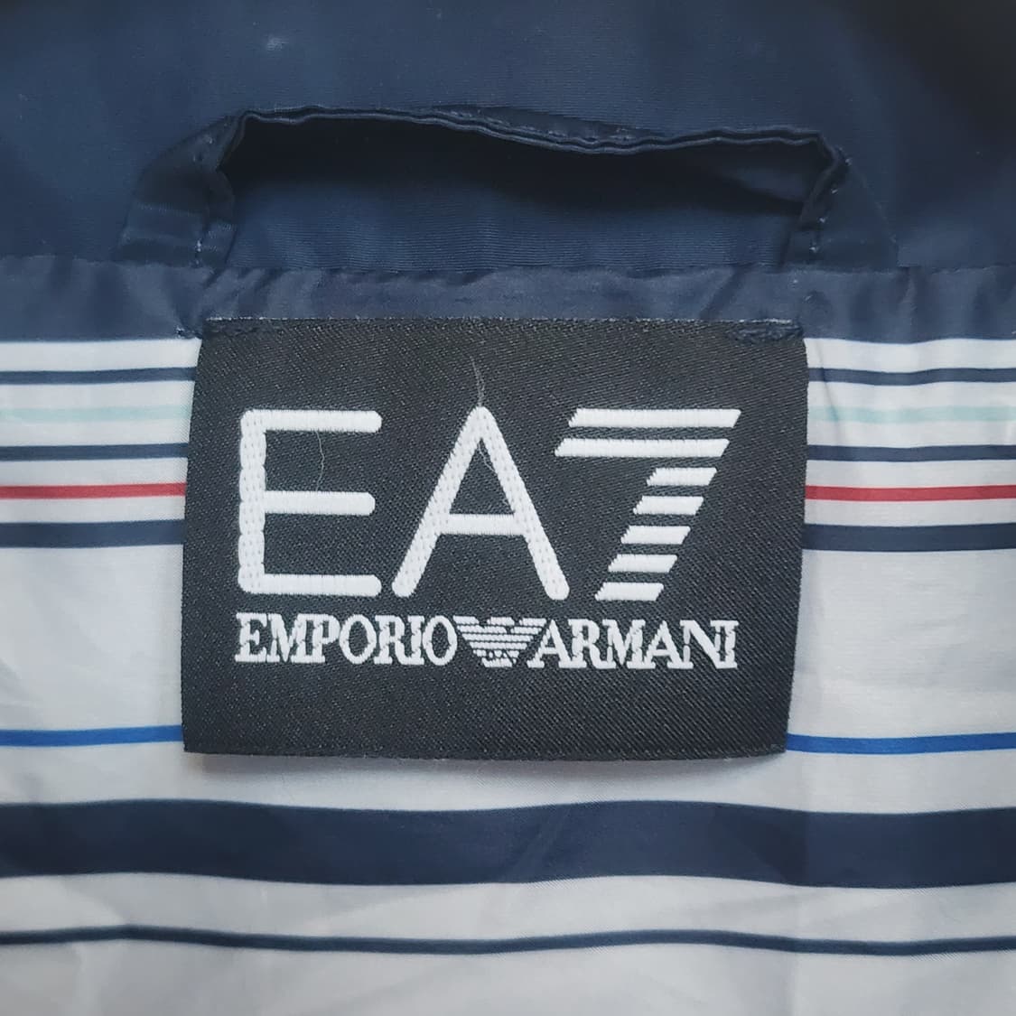 EA7 엠포리오 아르마니 네이비 롱 바람막이 상품이미지3