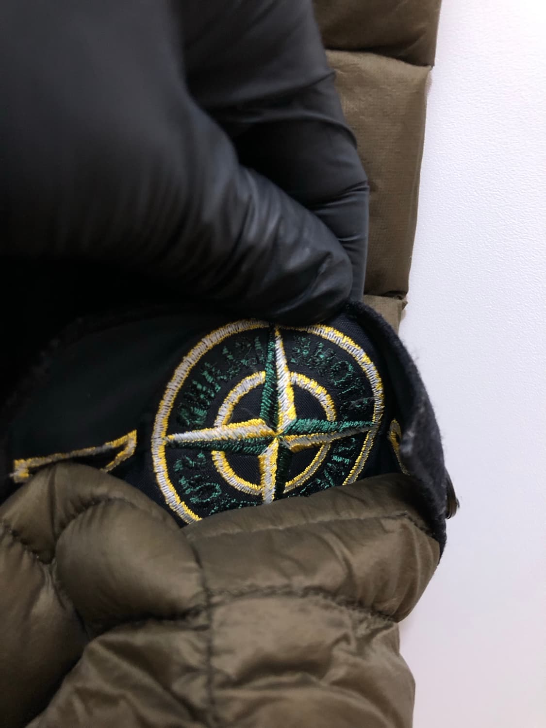 [S] 스톤아일랜드 가먼트 얀 다운패딩 조끼 베스트 상품이미지4