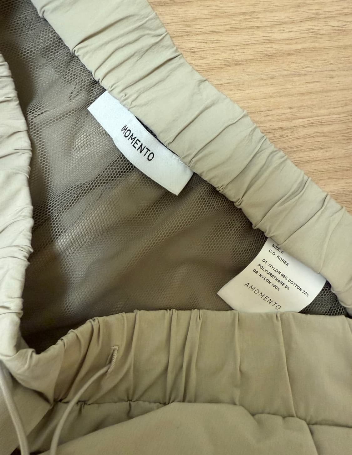 아모멘토 드로우스트링 레이어드 팬츠 그레이베이지 상품이미지6