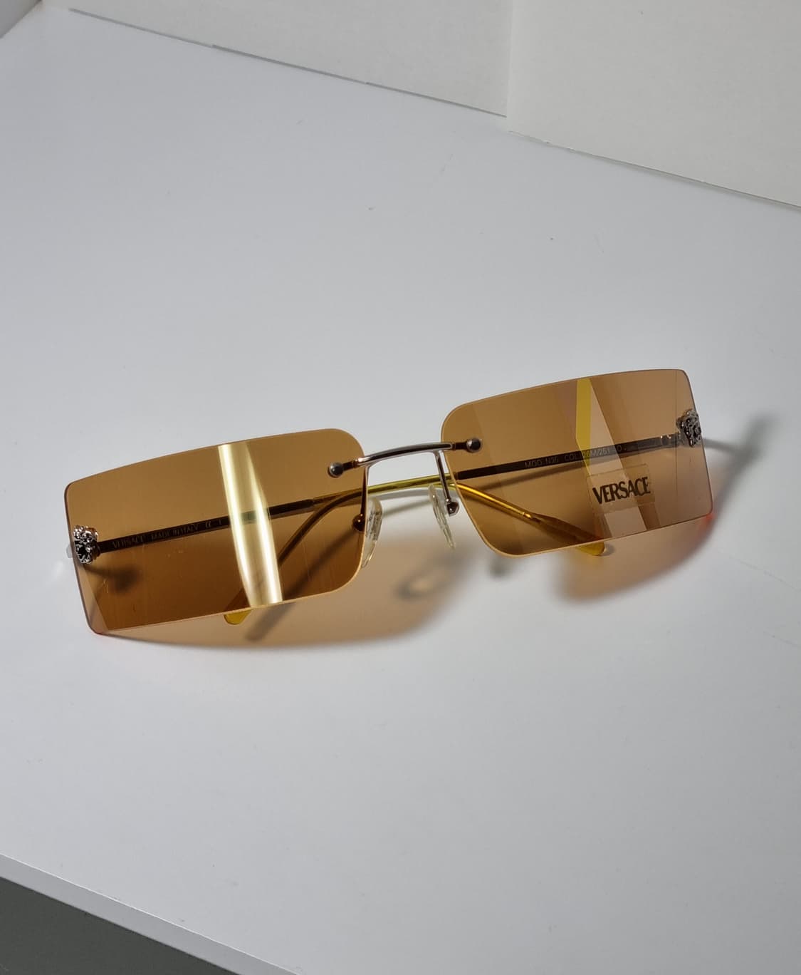 VINTAGE VERSACE SUNGLASSES 상품이미지1