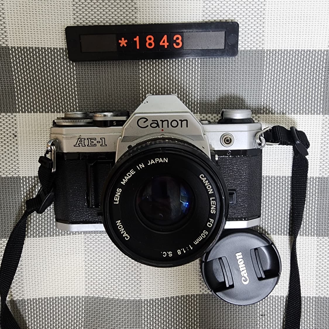 캐논 AE-1 필름카메라 실버바디 1.8 단렌즈 상품이미지1