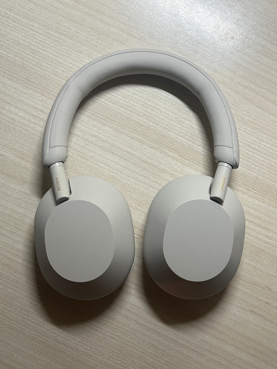 Sony WH-1000XM5 Silver 상품이미지4