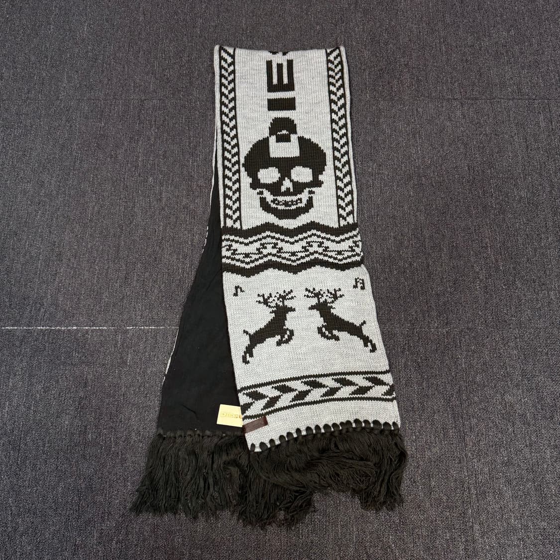 디젤 스컬 니트짜임 목도리 상품이미지2