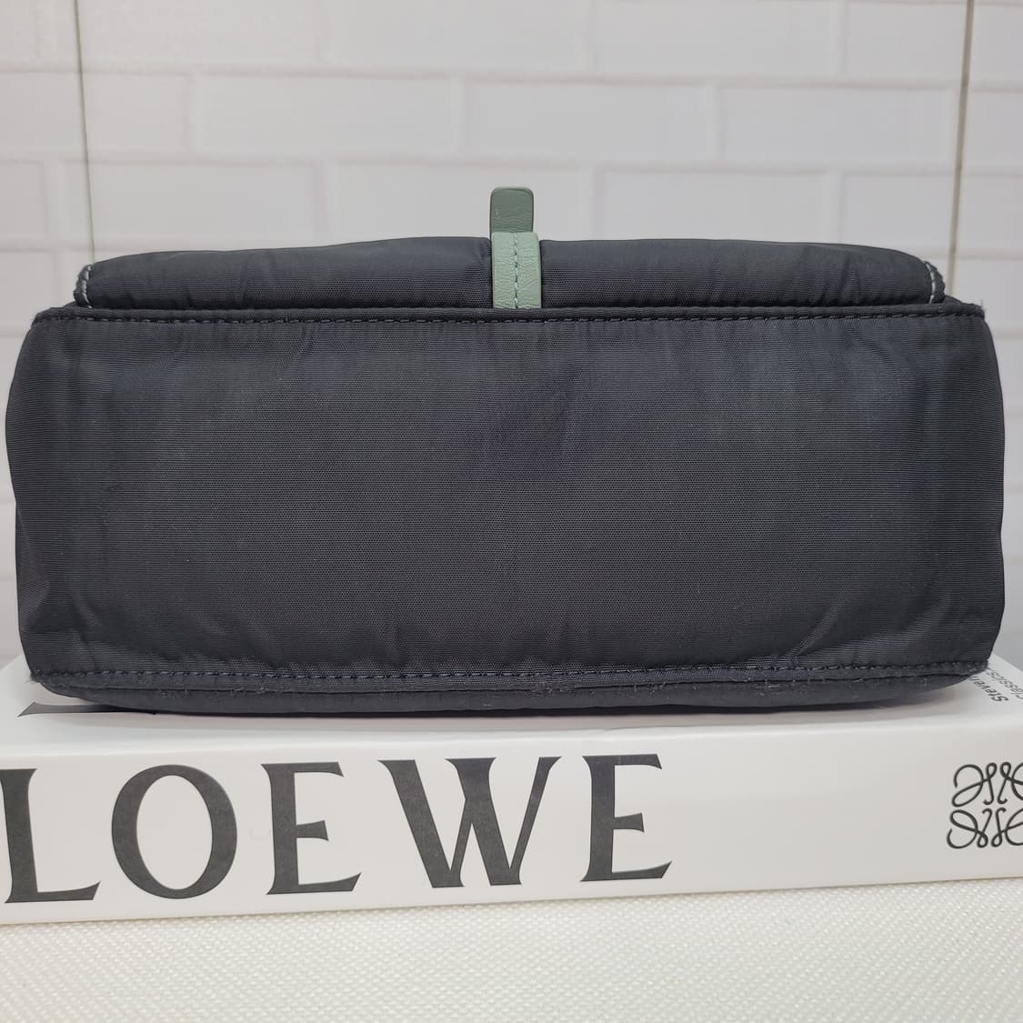 만다리나덕 핸드백 숄더백 블랙 상품이미지8