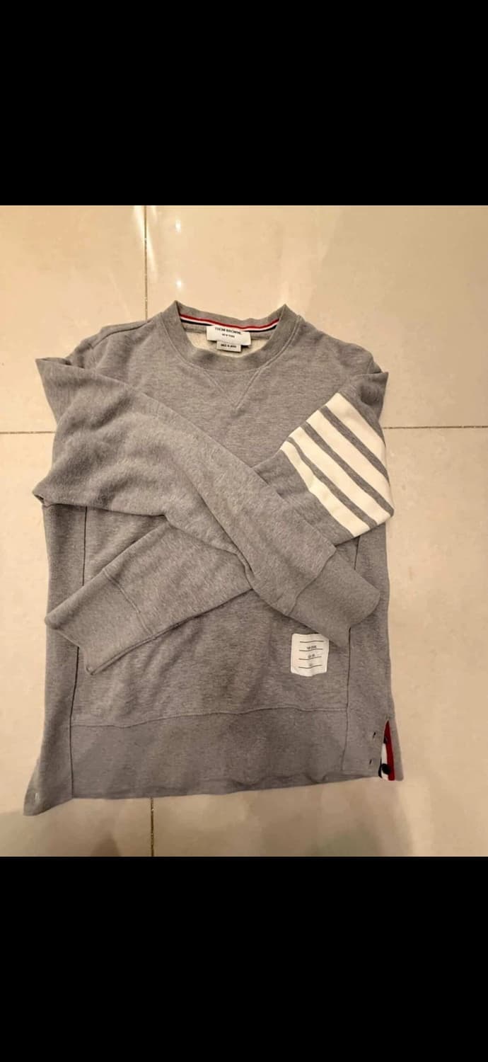 톰브라운 맨투맨 2사이즈 싸게 팝니다 상품이미지1