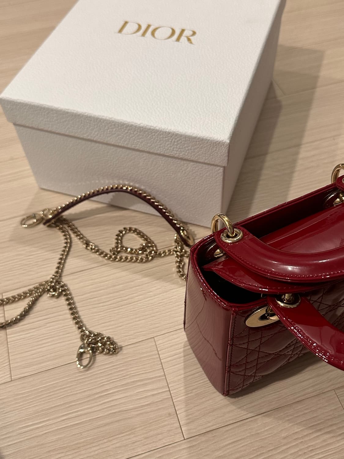 레이디 디올 미니 백 레드 페이턴트 상품이미지5