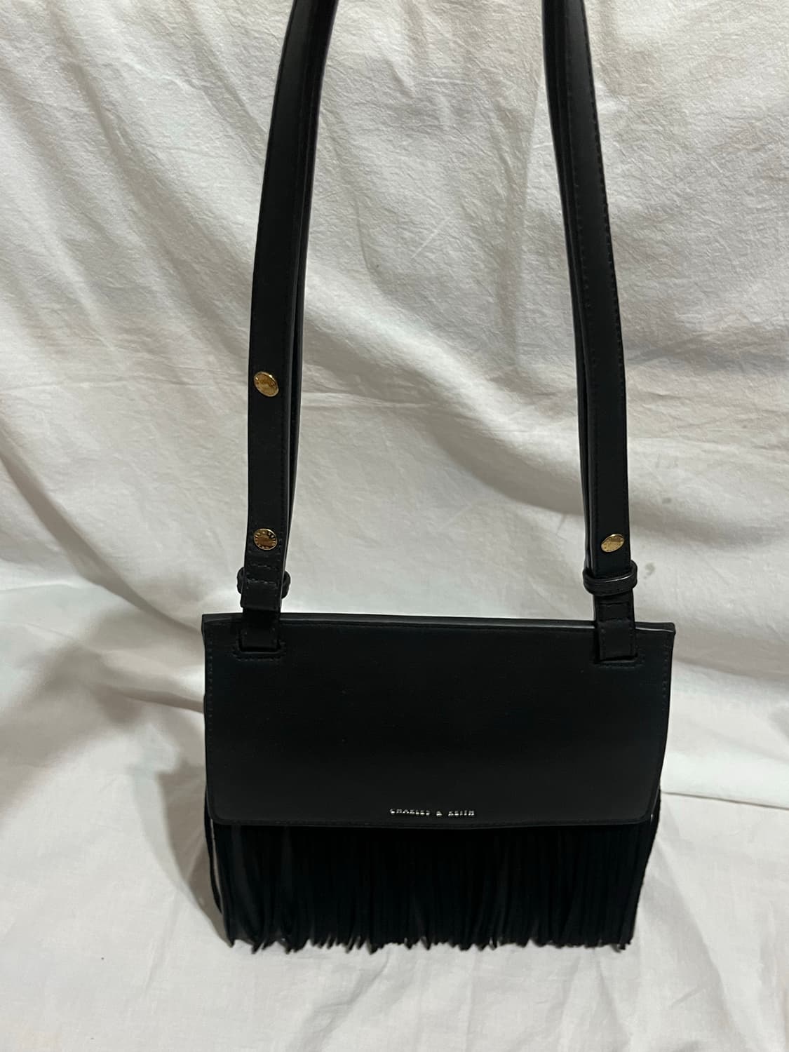 찰스앤키스 태슬 크로스숄더백 상품이미지4