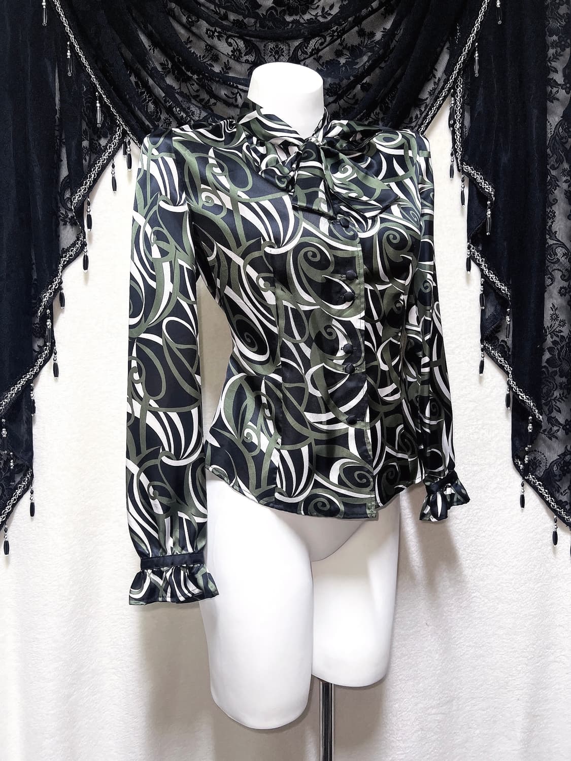 오네갸루 로맨틱고딕 고스펑크 기하학 패턴 새틴 블라우스 셔츠 오리엔탈 상품이미지2