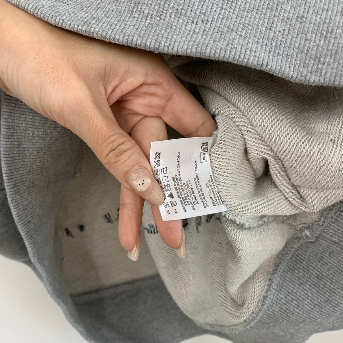 앤더슨벨 그레이 후드티 상품이미지8