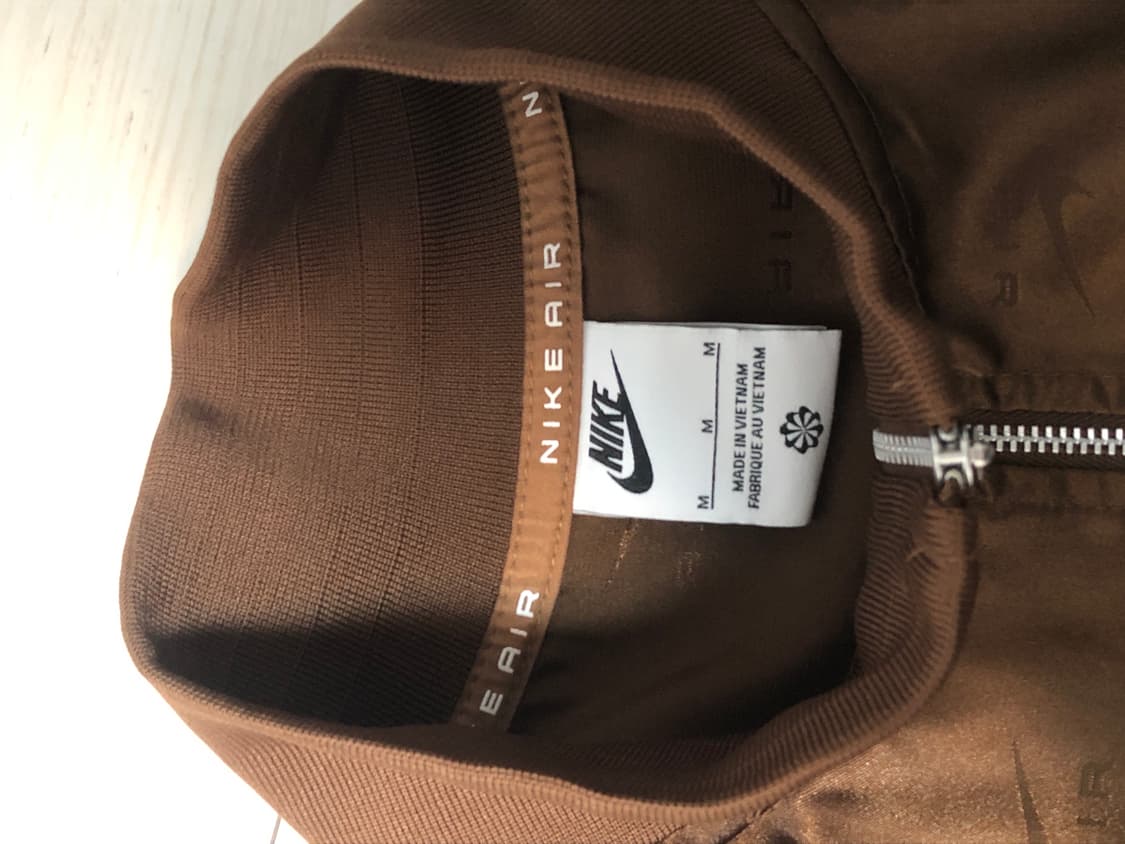 (새상품) 나이키 에어 새틴 자켓 브라운 M 상품이미지4