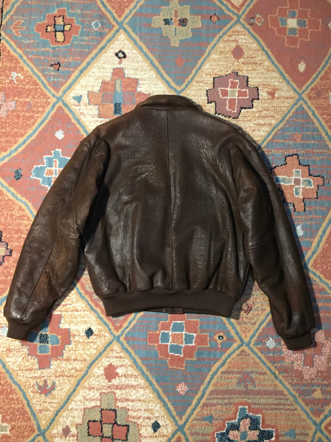 90‘s 골든베어 고트스킨 a-2 레더자켓 상품이미지4