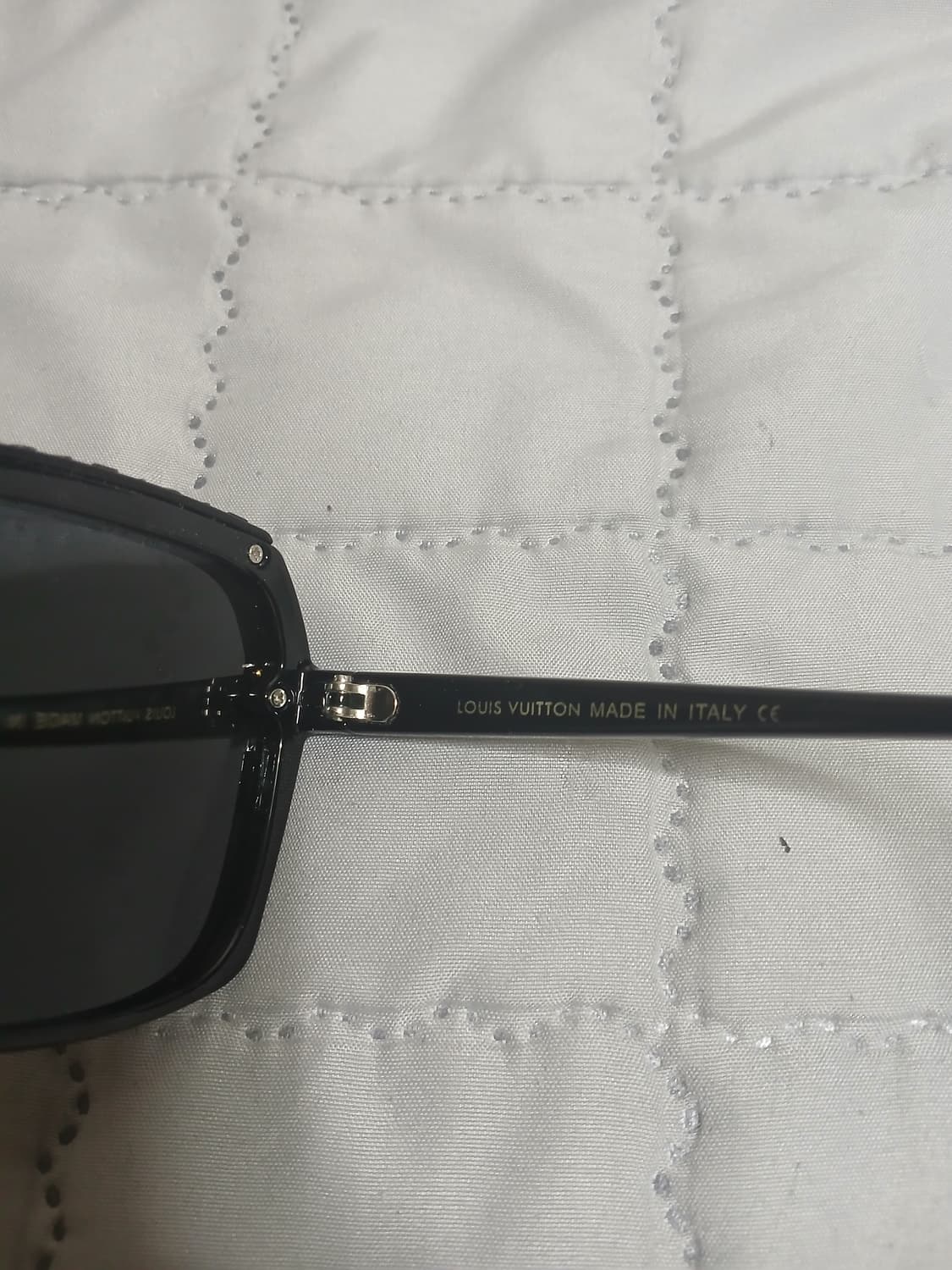 루이비통 선글라스 30만원팝니다 네고가능 상품이미지6