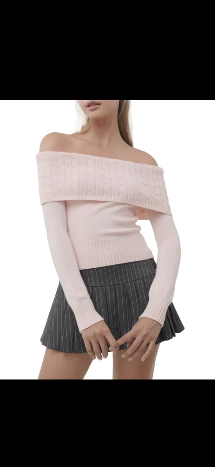클리시어 컵케이크 오프숄더 니트 (새상품) 상품이미지1