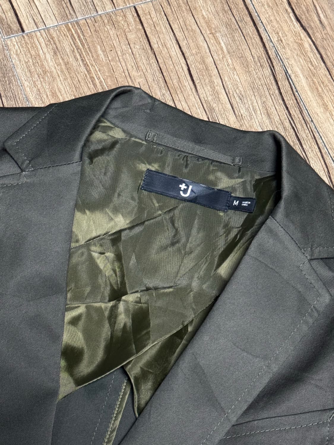 [M] 유니클로 질샌더 J 다크 올리브 블레이저 상품이미지4