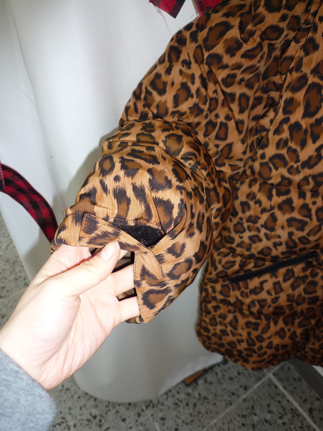 leopard toggle buttons jumper 상품이미지8