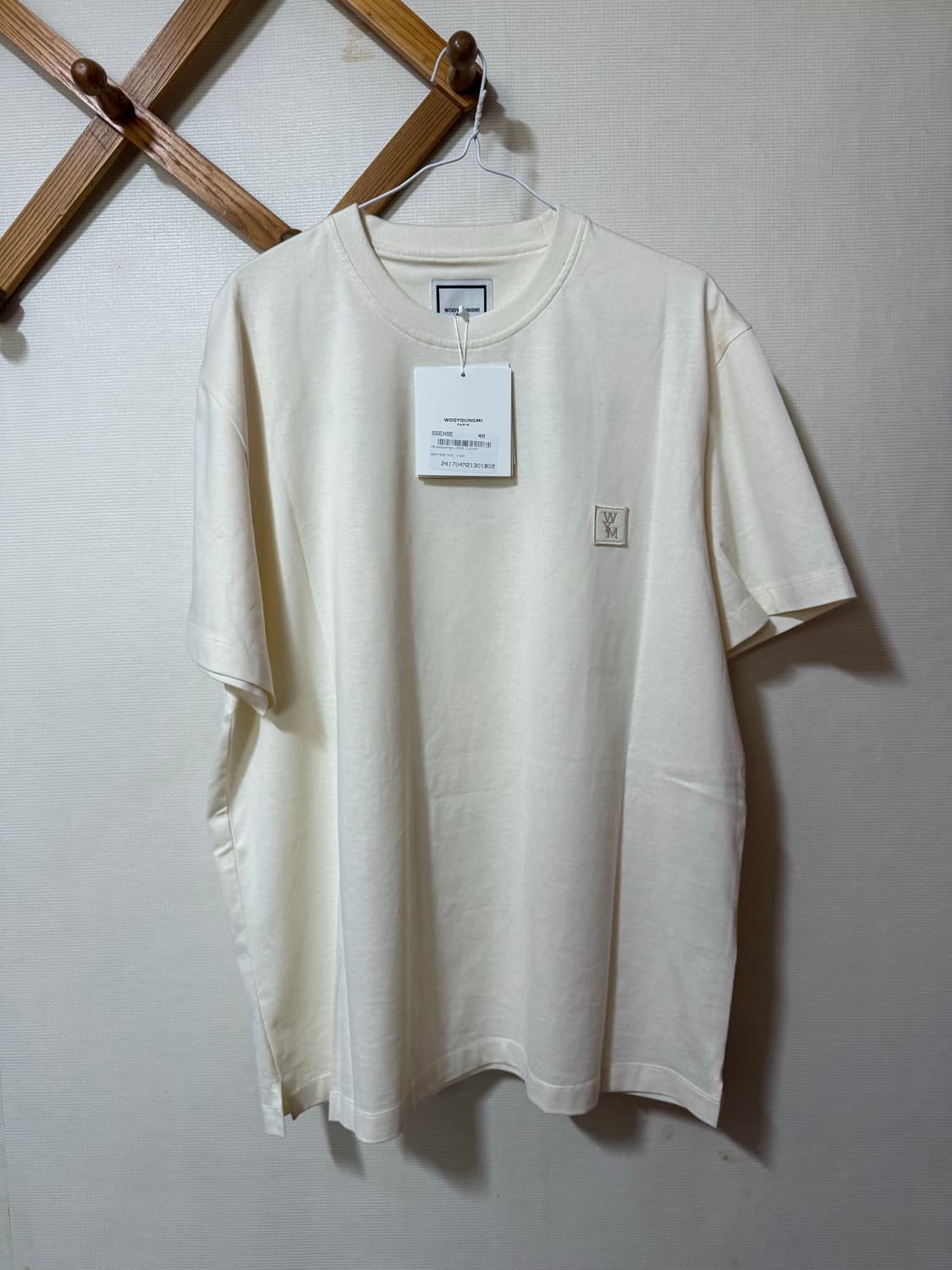 우영미 플라워 티셔츠 아이보리 48사이즈 새제품 상품이미지1