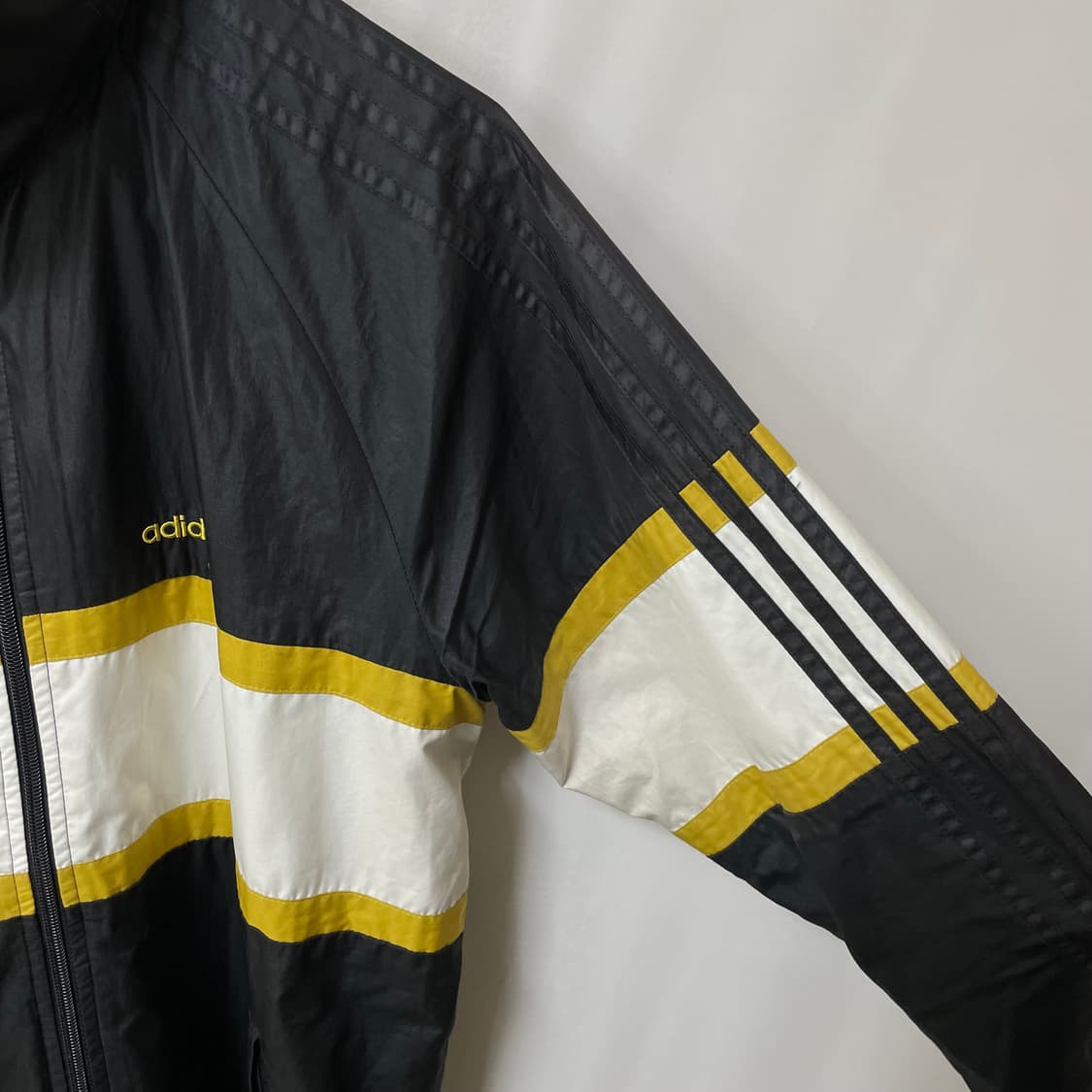 [ L ] 아디다스 올드스쿨 유로파 로고 바람막이 상품이미지7