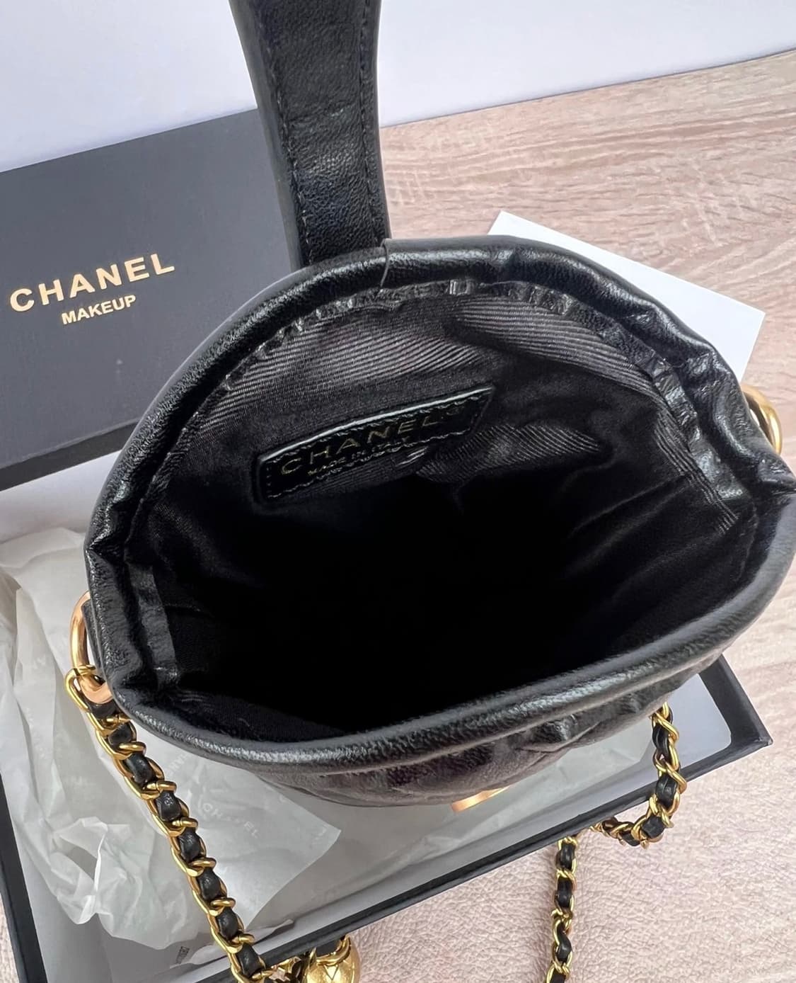 샤넬 뷰티 골드볼 체인 크로스백 상품이미지7