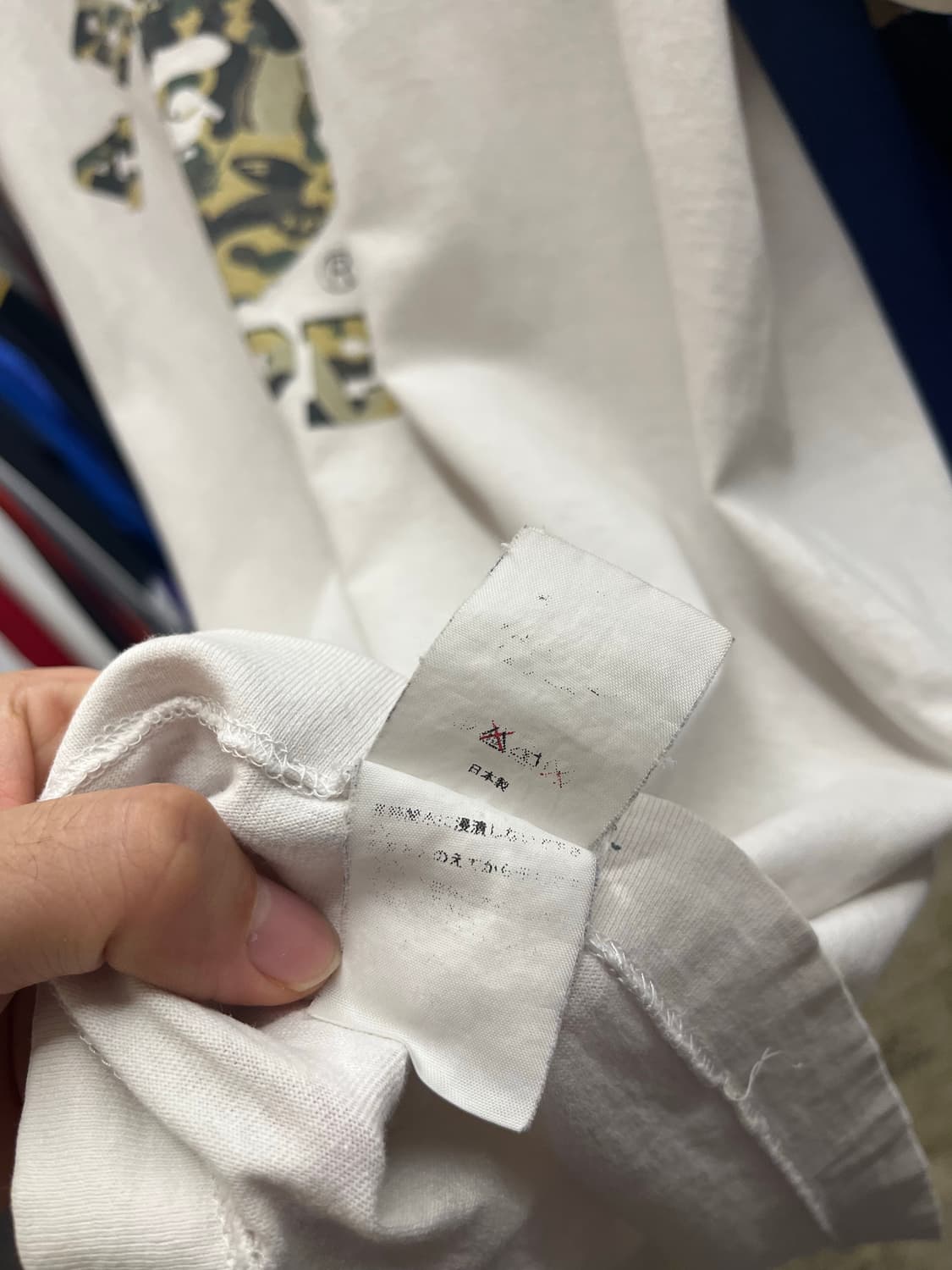 00s bape x kaws 링거티셔츠 상품이미지10