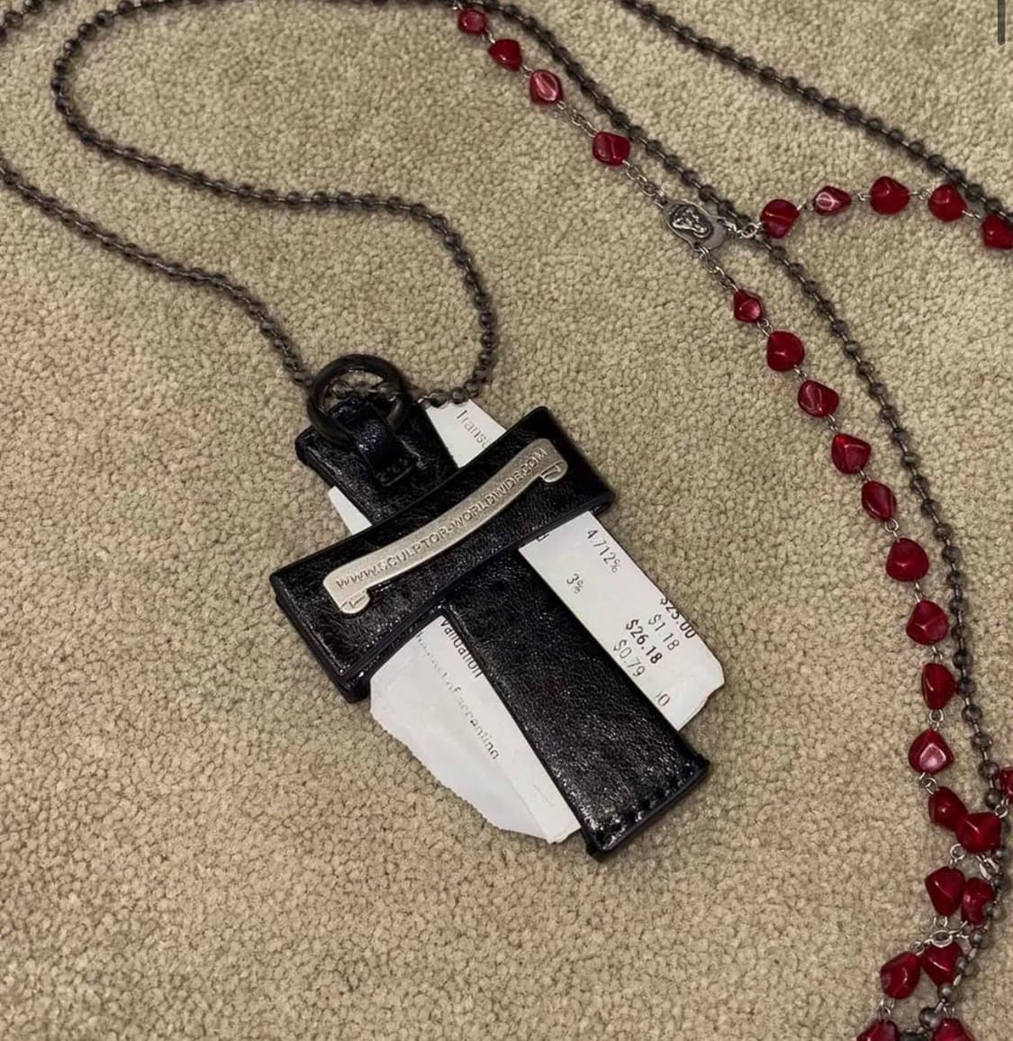 스컬프터 크로스 스터드 스트랩 월렛 블랙 상품이미지1