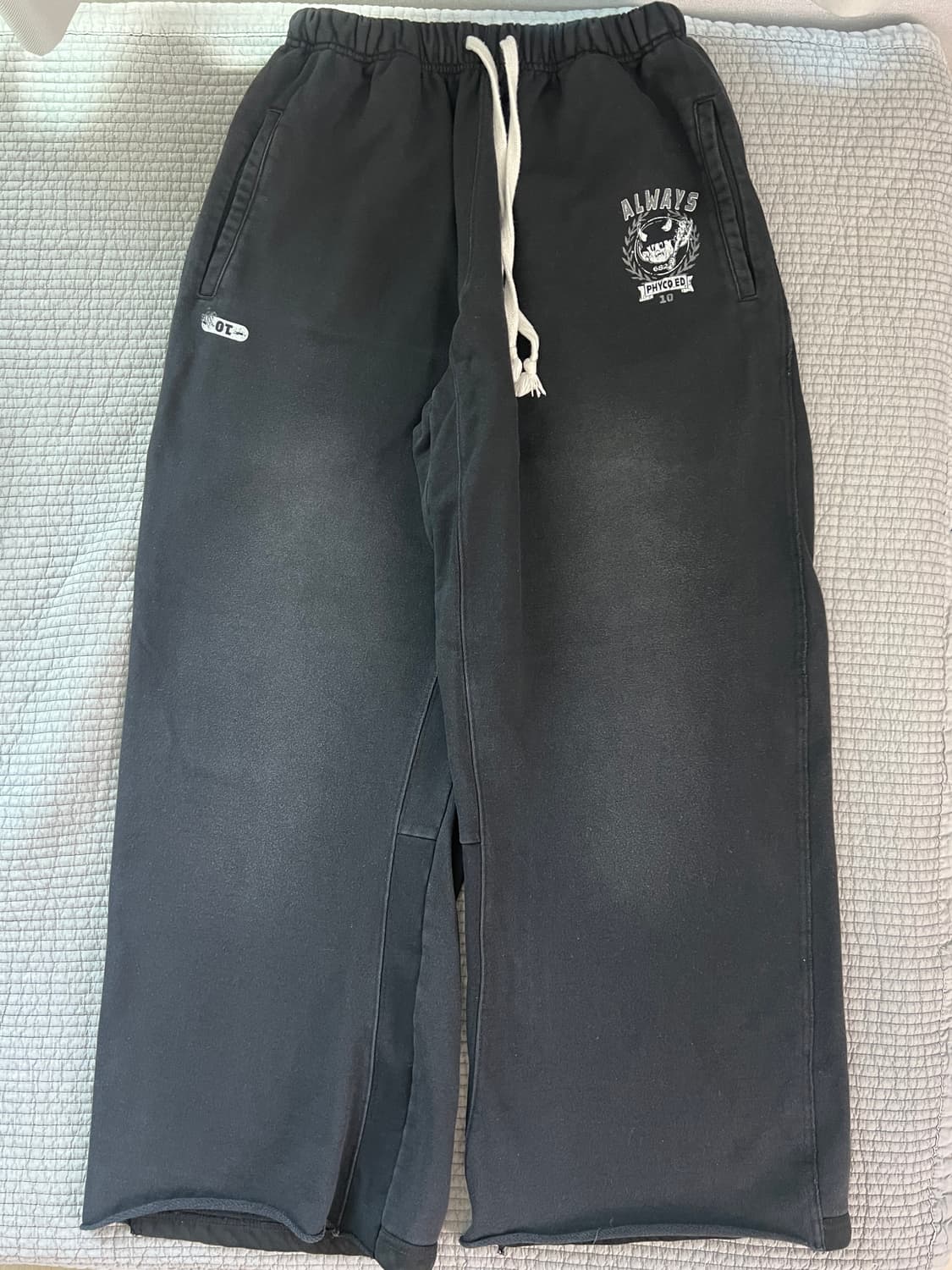 [2] 폴리테루 PE 워시드 블랙 스웻 팬츠 p.e. 상품이미지1