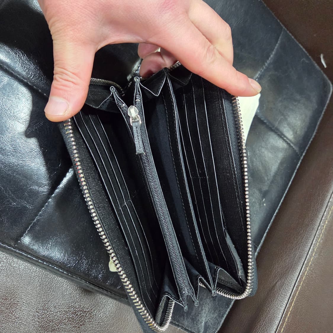 펜디 쥬카 장지갑 상품이미지3