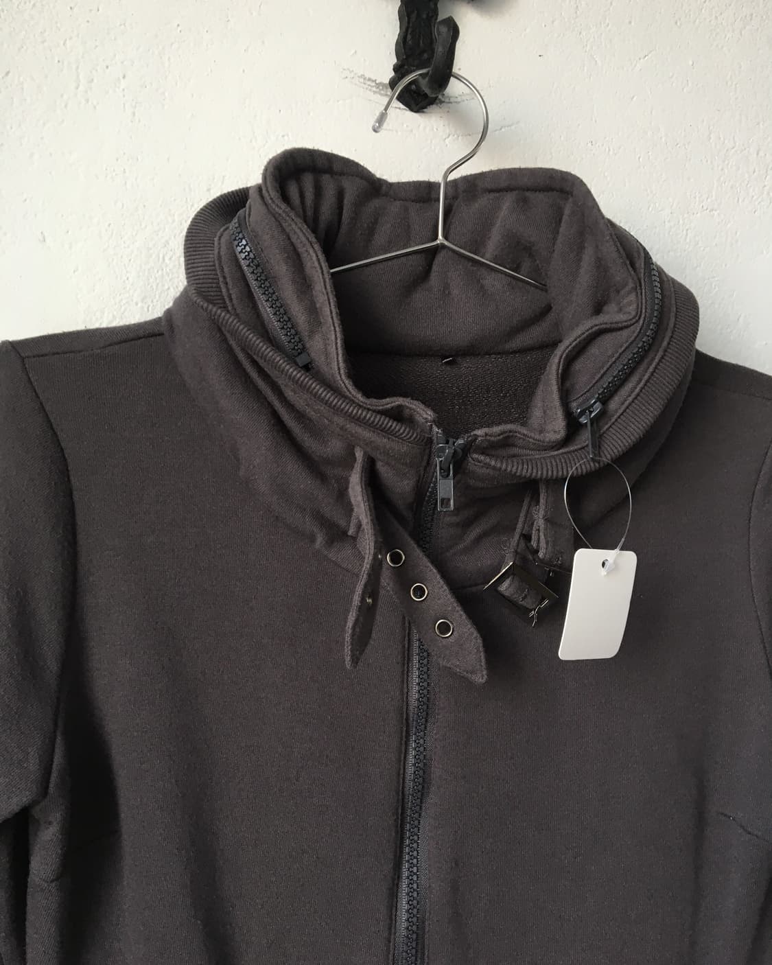 Belted high neck zip up 상품이미지5