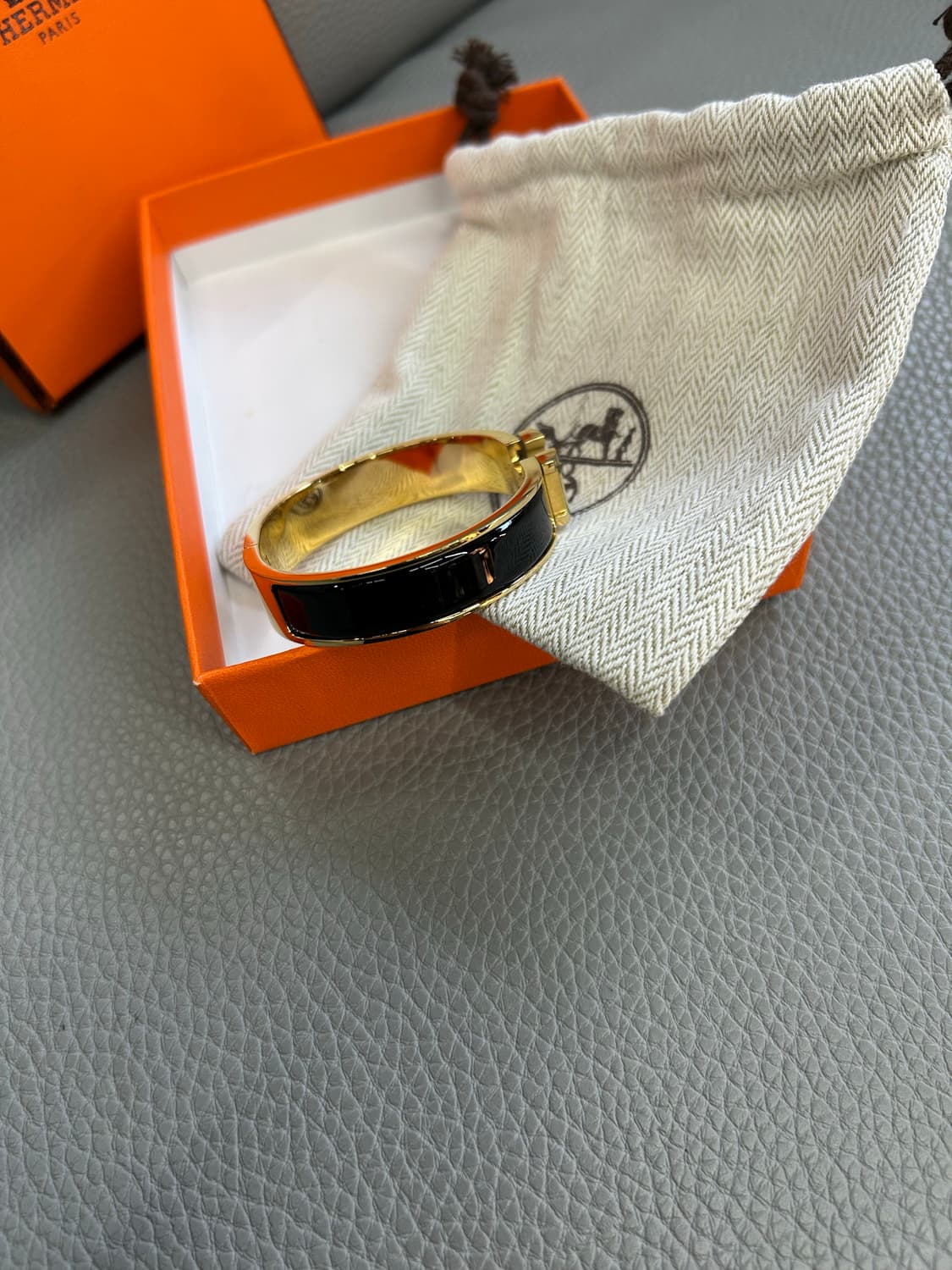 에르메스 클릭아슈 팔지(골드/블랙) 상품이미지4